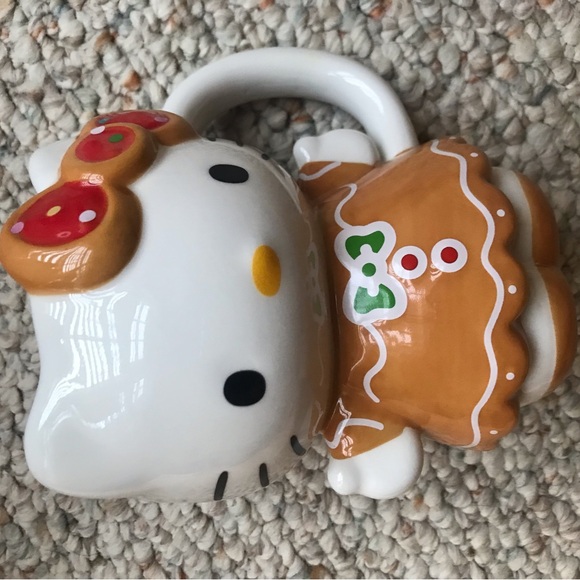 Hello Kitty Gingerbread bundle - Picture 2 of 6